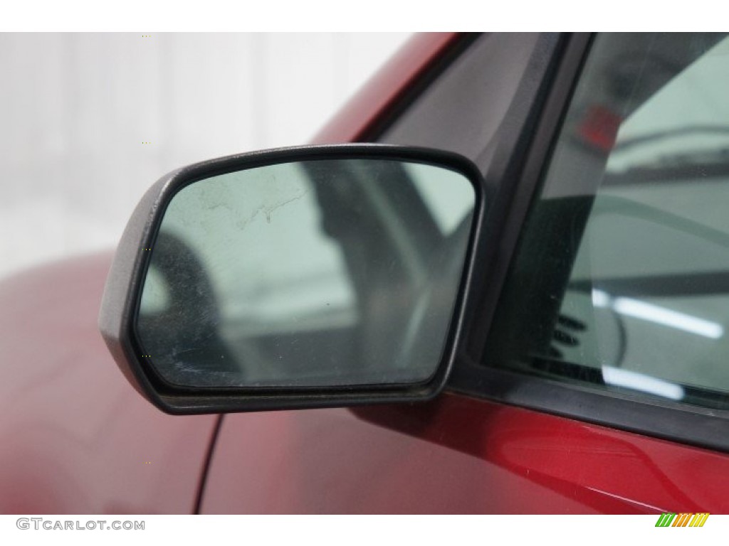 2004 ION 3 Sedan - Berry Red / Grey photo #121
