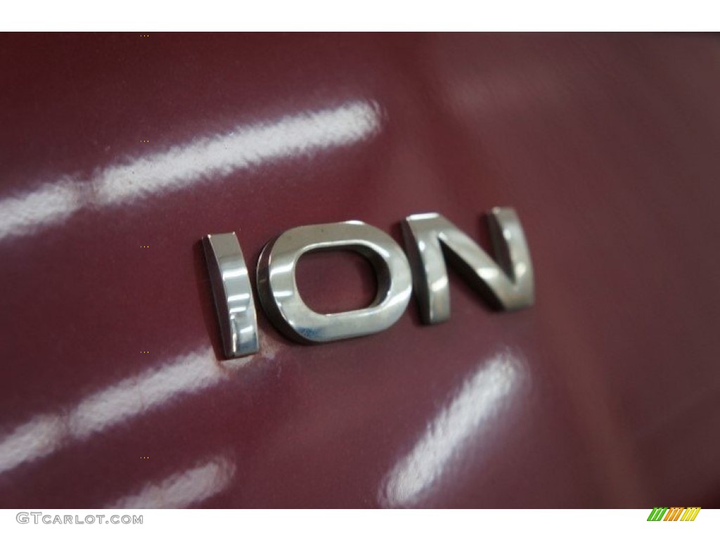 2004 ION 3 Sedan - Berry Red / Grey photo #126