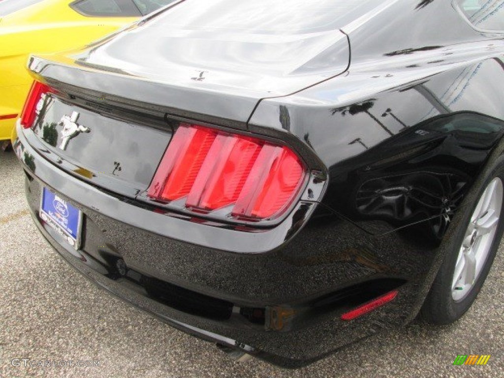 2015 Mustang V6 Coupe - Black / Ebony photo #16