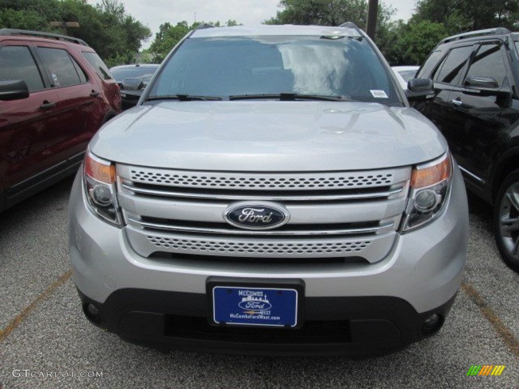 2015 Explorer XLT - Ingot Silver / Charcoal Black photo #8
