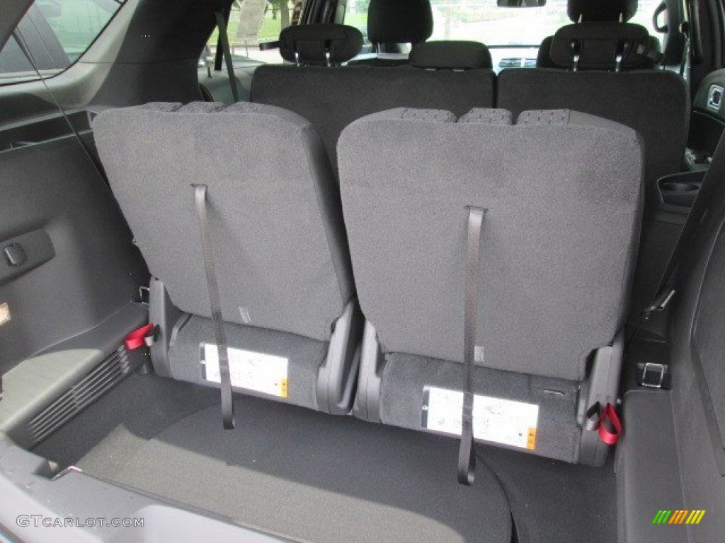 2015 Explorer XLT - Ingot Silver / Charcoal Black photo #18