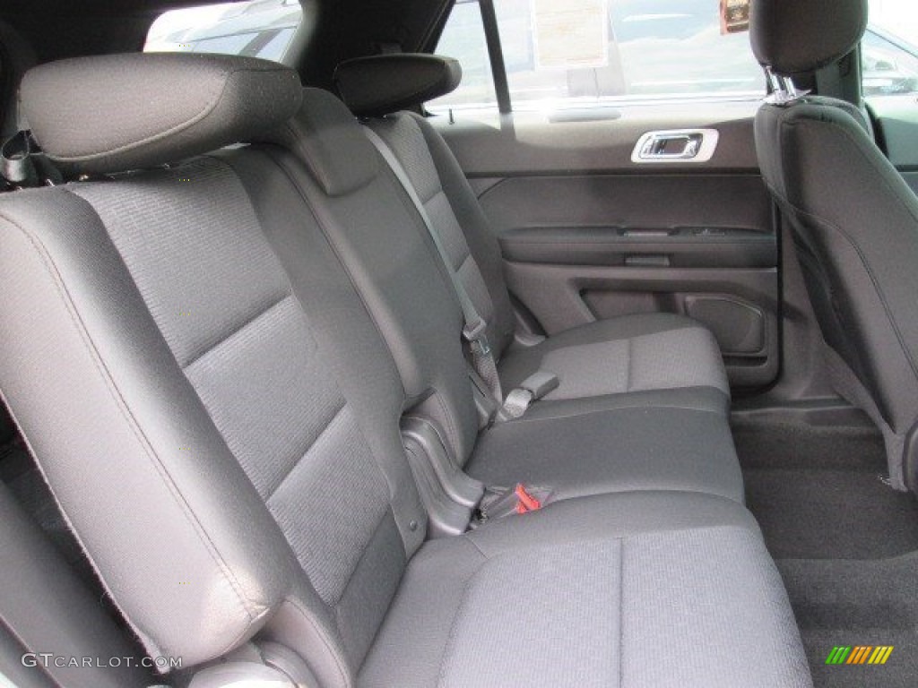 2015 Explorer XLT - Ingot Silver / Charcoal Black photo #20