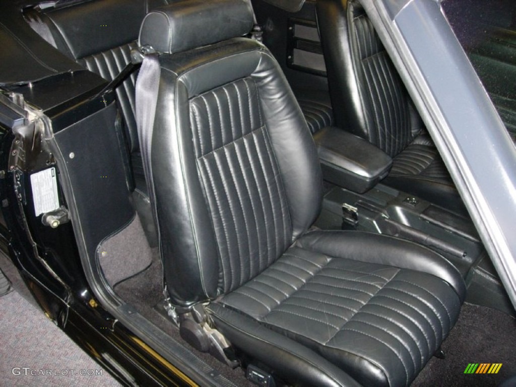 Black Interior 1993 Ford Mustang GT Convertible Photo #103982944