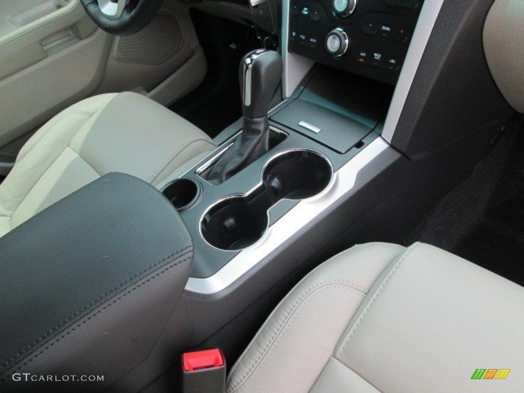 2015 Explorer XLT - Deep Impact Blue / Medium Light Stone photo #20