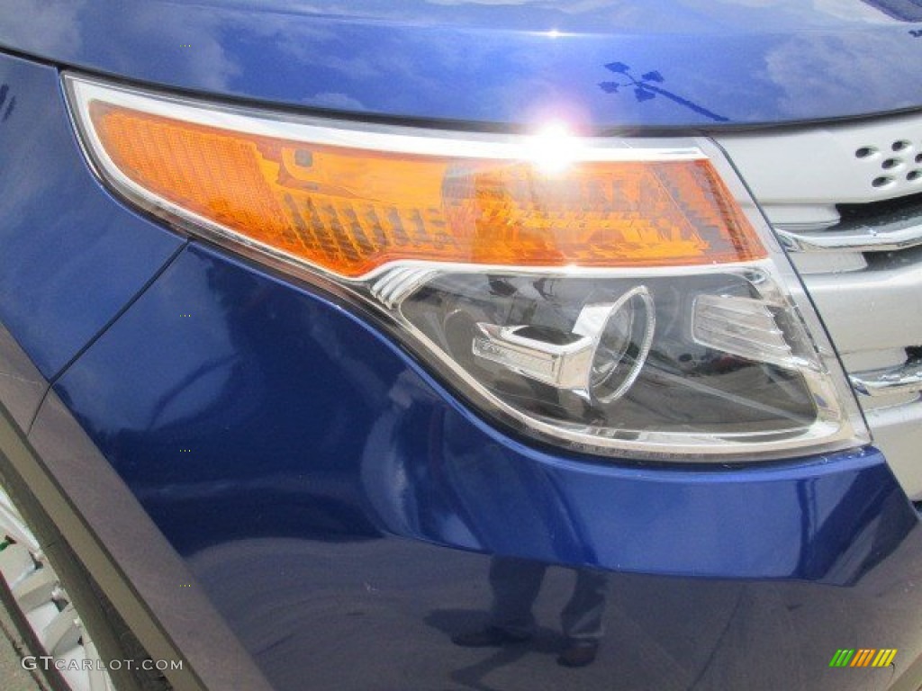 2015 Explorer XLT - Deep Impact Blue / Medium Light Stone photo #36