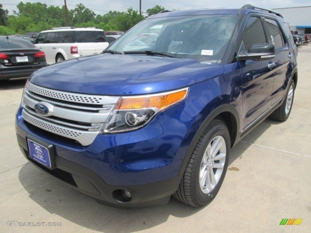 2015 Explorer XLT - Deep Impact Blue / Medium Light Stone photo #41