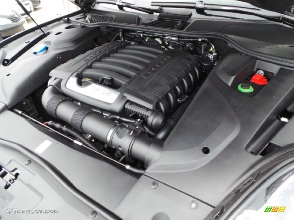 2016 Porsche Cayenne Standard Cayenne Model 3.6 Liter DFI DOHC 24-Valve VVT V6 Engine Photo #103984858