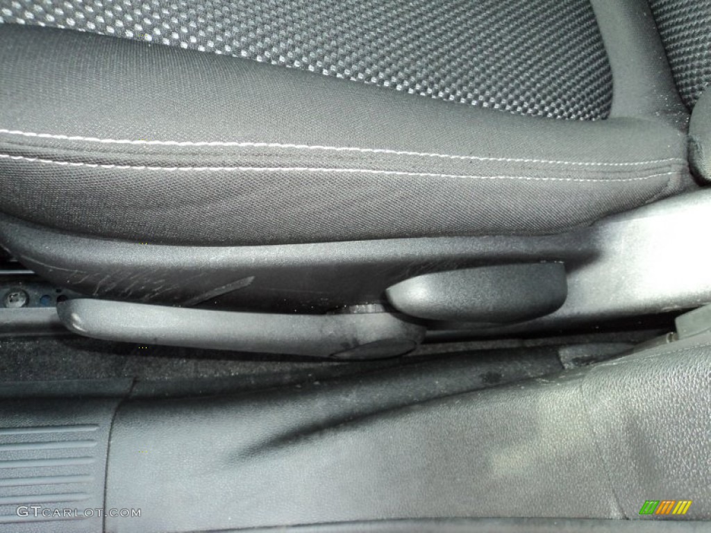 2014 Elantra SE Sedan - Black Noir Pearl / Gray photo #11