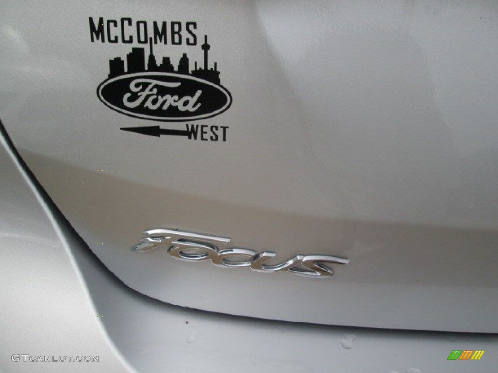 2015 Focus Titanium Hatchback - Ingot Silver Metallic / Charcoal Black photo #8