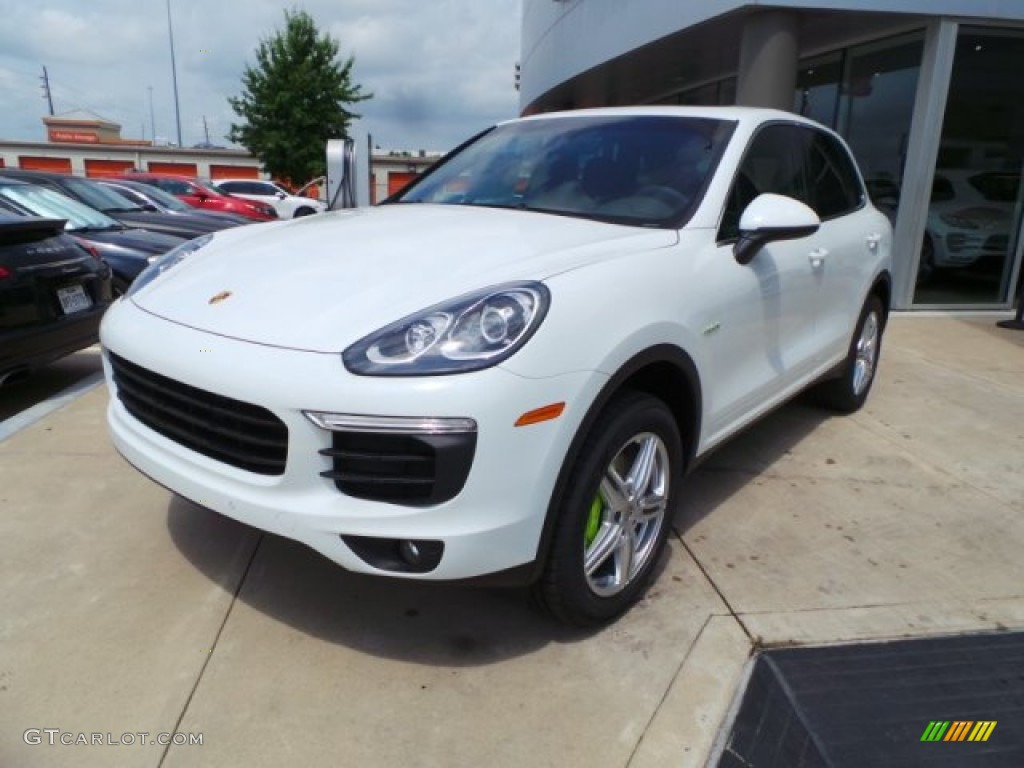 White 2015 Porsche Cayenne S E-Hybrid Exterior Photo #103988440