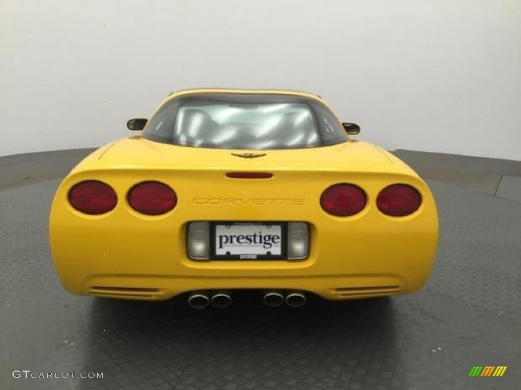 2000 Corvette Coupe - Millennium Yellow / Light Gray photo #9