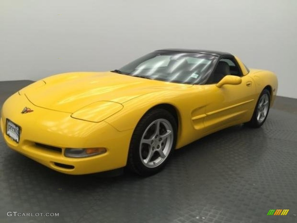 2000 Corvette Coupe - Millennium Yellow / Light Gray photo #11