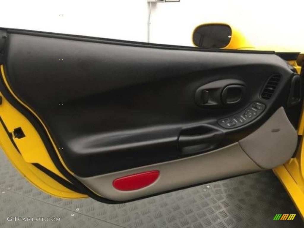 2000 Corvette Coupe - Millennium Yellow / Light Gray photo #13