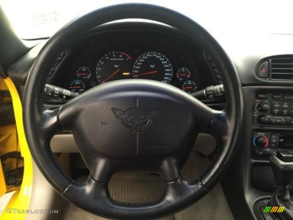 2000 Corvette Coupe - Millennium Yellow / Light Gray photo #14