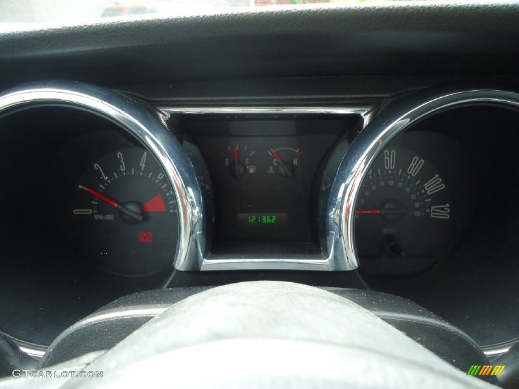 2005 Mustang V6 Deluxe Coupe - Legend Lime Metallic / Dark Charcoal photo #14