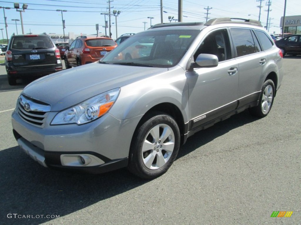 2011 Outback 2.5i Limited Wagon - Steel Silver Metallic / Off Black photo #2