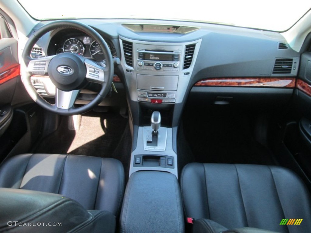 2011 Outback 2.5i Limited Wagon - Steel Silver Metallic / Off Black photo #24