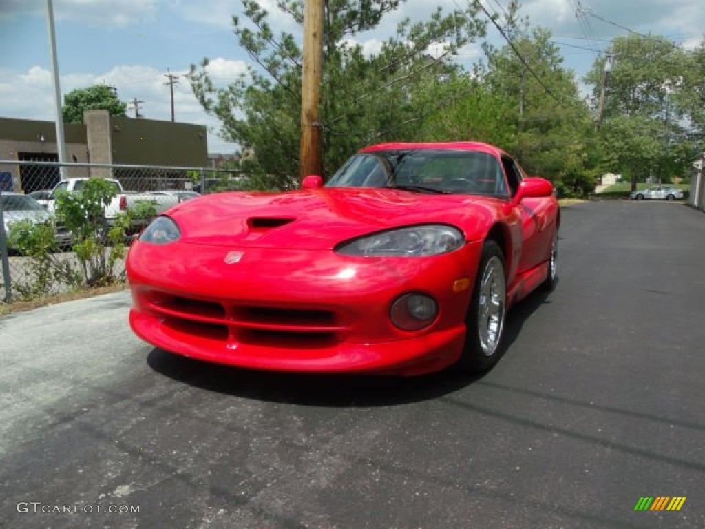 1998 Viper GTS - Viper Red / Black/Black photo #1