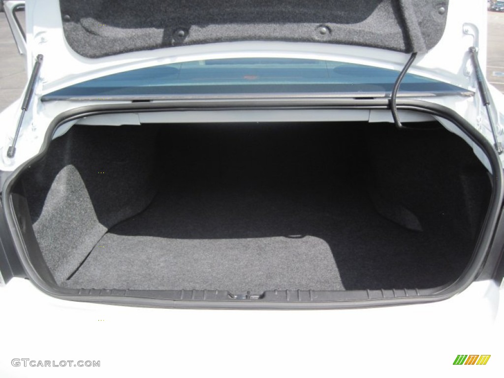 2015 Chevrolet Impala Limited LT Trunk Photo #104012764