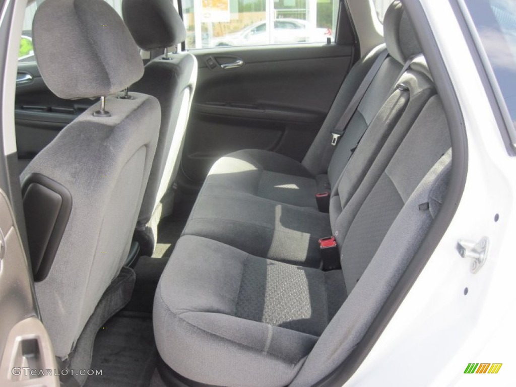 2015 Chevrolet Impala Limited LT Rear Seat Photo #104012929