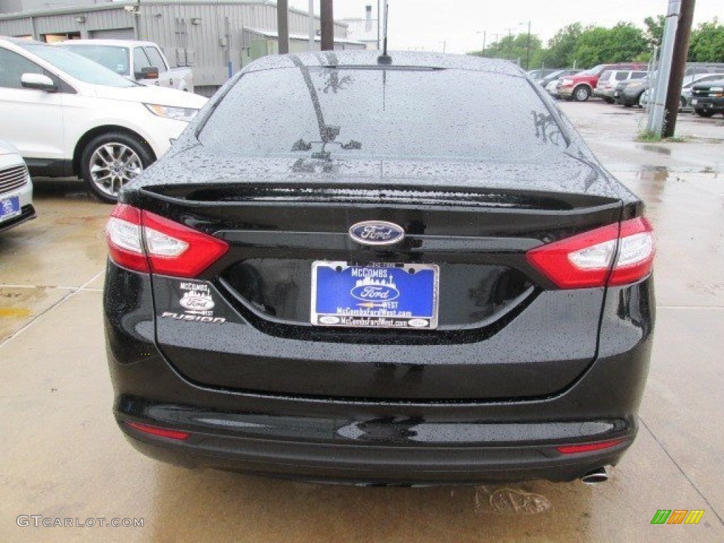 2016 Fusion S - Shadow Black / Medium Earth Gray photo #12