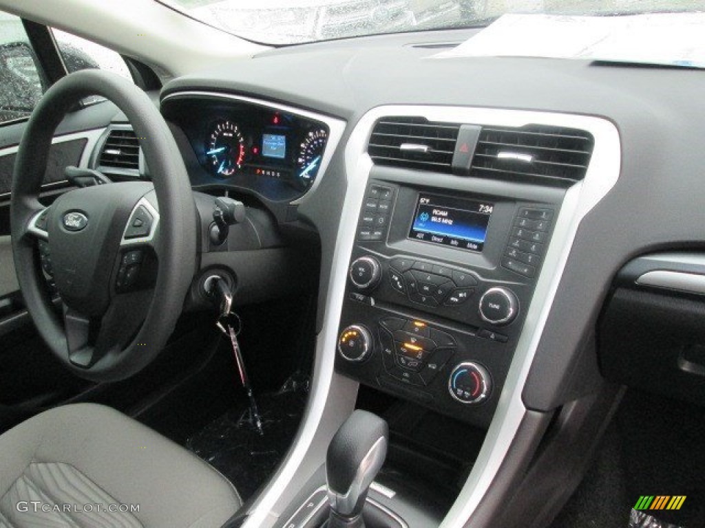 2016 Fusion S - Shadow Black / Medium Earth Gray photo #26