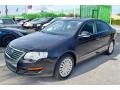 Deep Black - Passat 2.0T Sedan Photo No. 4