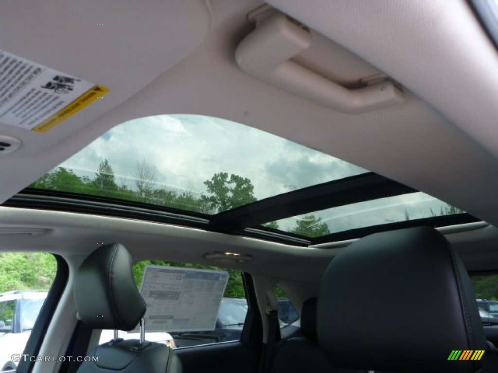 2015 Ford Edge SEL AWD Sunroof Photos