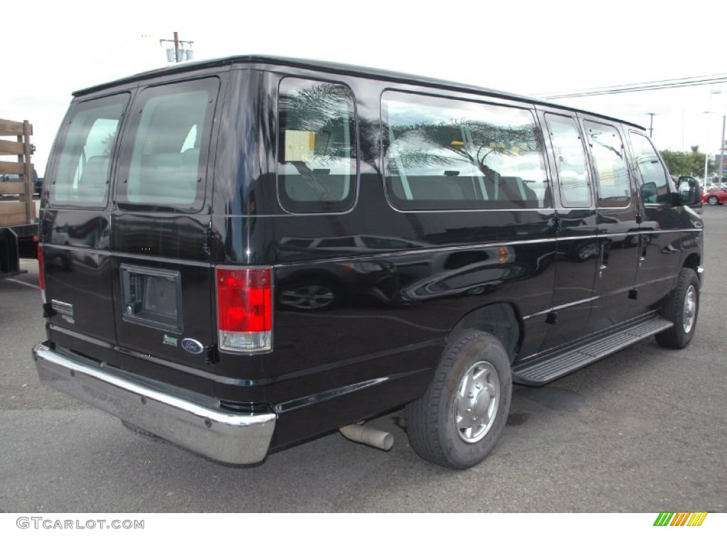 2013 E Series Van E350 XLT Extended Passenger - Black / Medium Flint photo #4