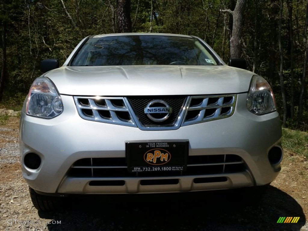 2012 Rogue S AWD - Brilliant Silver / Black photo #2