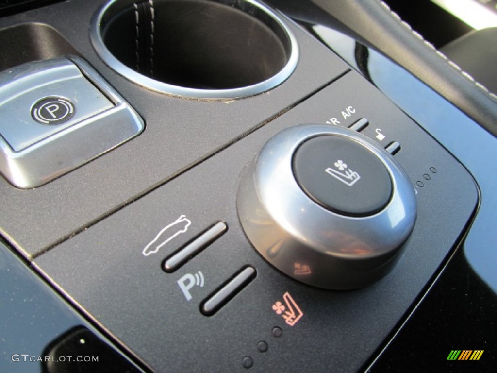 2012 Aston Martin Rapide Luxe Controls Photo #104051376