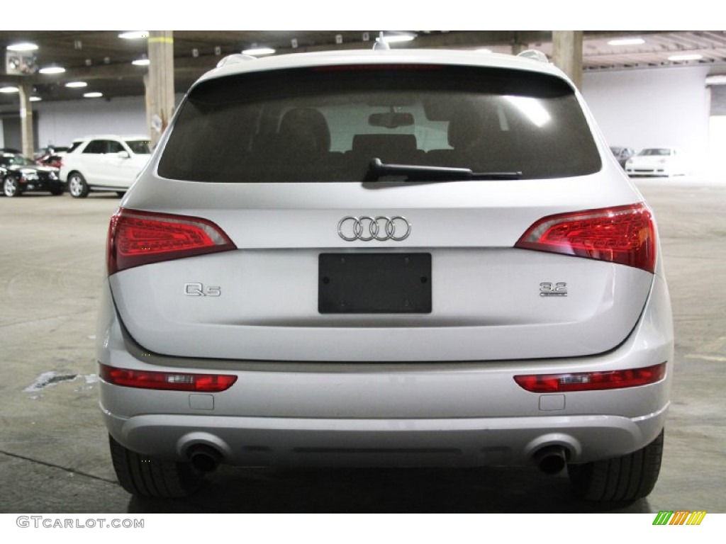 2009 Q5 3.2 Premium quattro - Ice Silver Metallic / Black photo #4