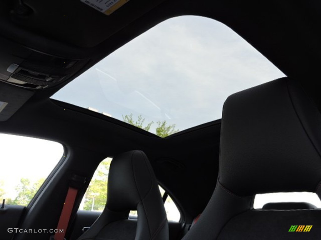 2015 Mercedes-Benz CLA 45 AMG Sunroof Photos