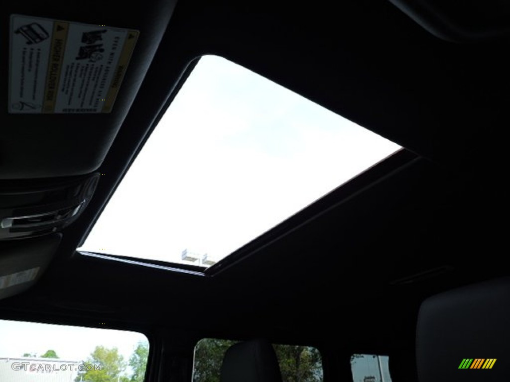 2015 Mercedes-Benz G 63 AMG Sunroof Photos