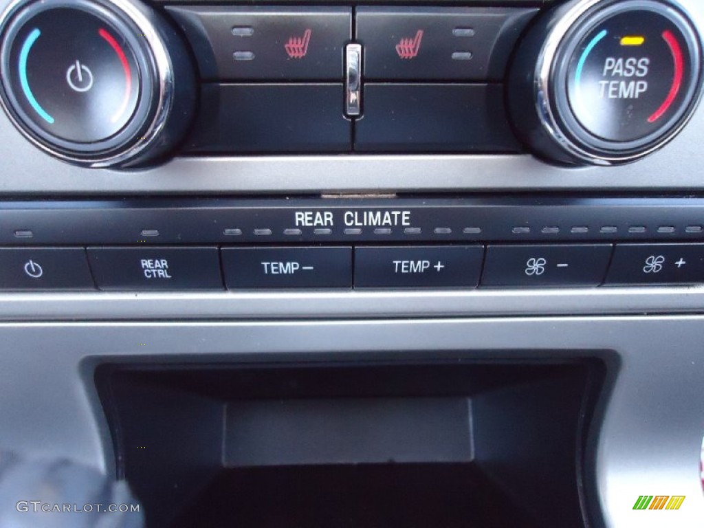 2009 Flex Limited AWD - Light Ice Blue Metallic / Charcoal Black photo #39