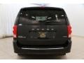 Brilliant Black Crystal Pearl - Grand Caravan Crew Photo No. 17