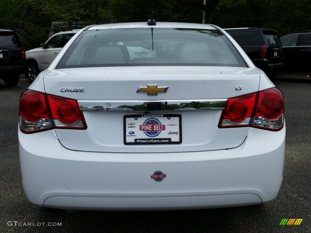 2015 Cruze LT - Summit White / Jet Black/Medium Titanium photo #5