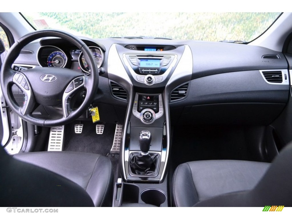 2013 Elantra Coupe SE - Monaco White / Black photo #12