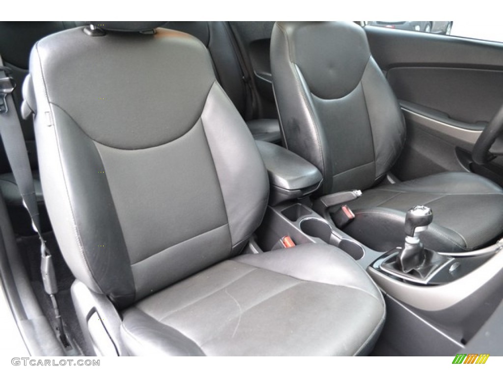 2013 Elantra Coupe SE - Monaco White / Black photo #17