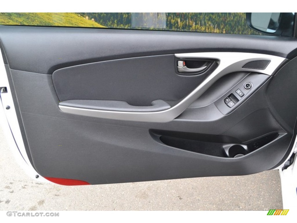 2013 Elantra Coupe SE - Monaco White / Black photo #22