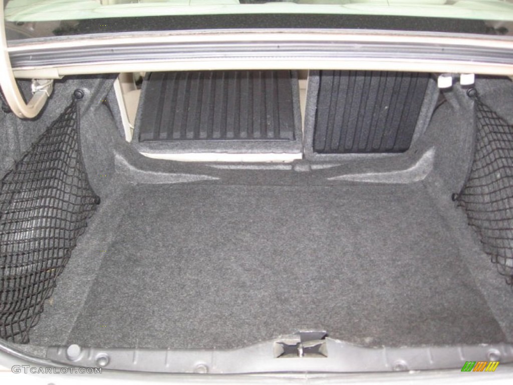 2004 Malibu LT V6 Sedan - Light Driftwood Metallic / Neutral photo #16