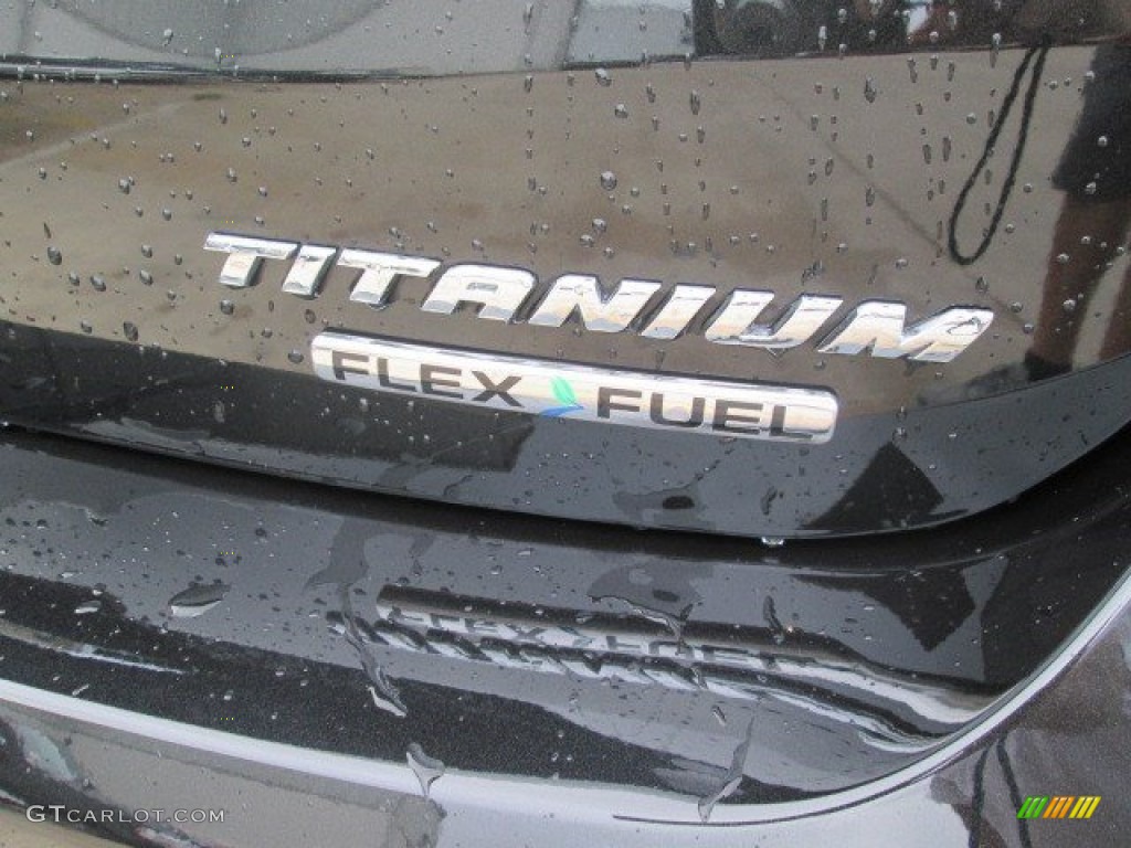 2015 Focus Titanium Hatchback - Tuxedo Black Metallic / Charcoal Black photo #14