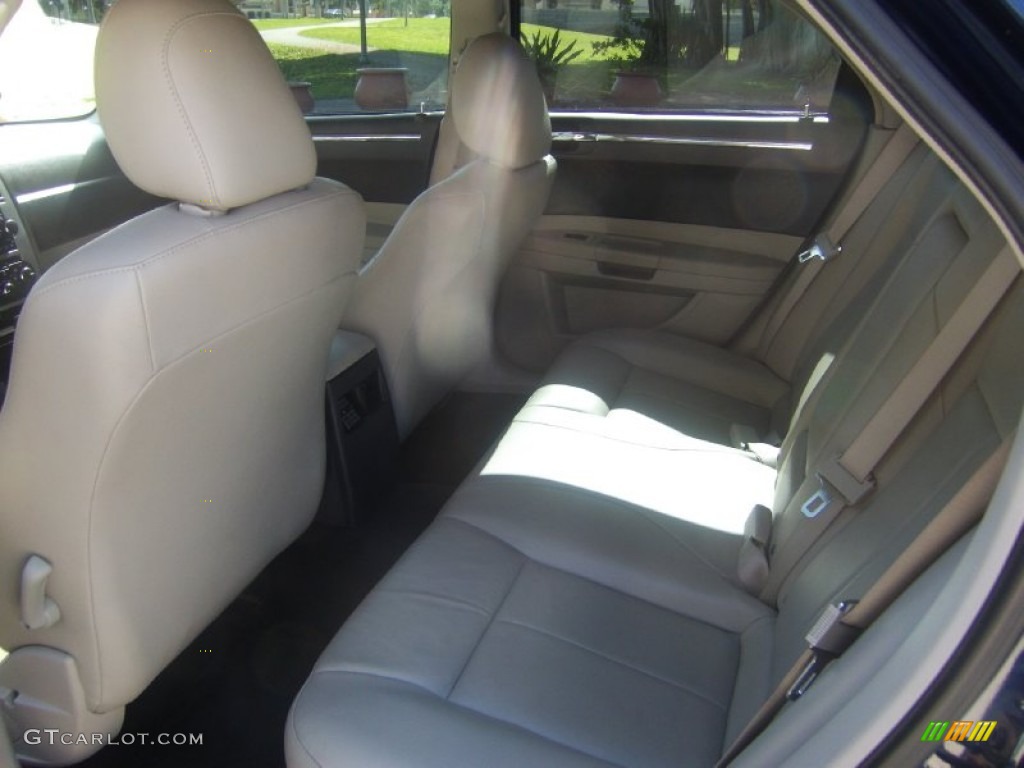 2005 300 Touring - Midnight Blue Pearlcoat / Dark Slate Gray/Light Graystone photo #10