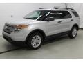 Front 3/4 View of 2015 Explorer 4WD
