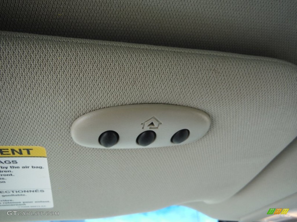 2010 Taurus Limited - Steel Blue Metallic / Light Stone photo #21