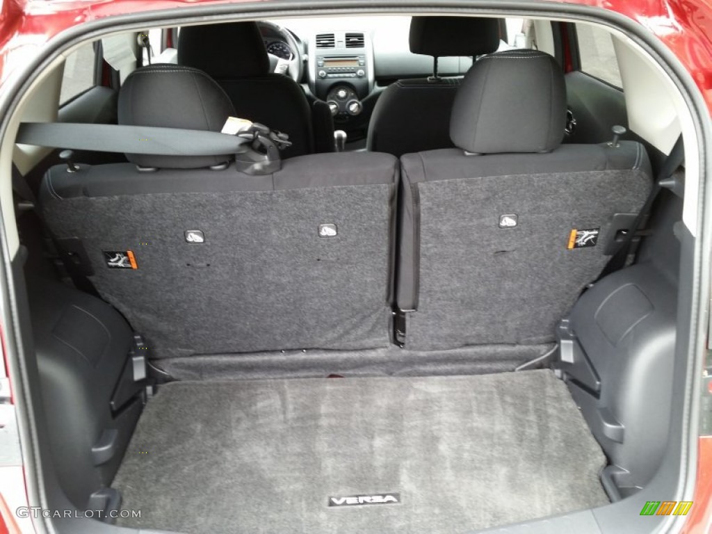 2014 Versa Note SV - Red Brick / Charcoal photo #9