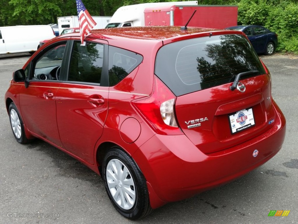 2014 Versa Note SV - Red Brick / Charcoal photo #11