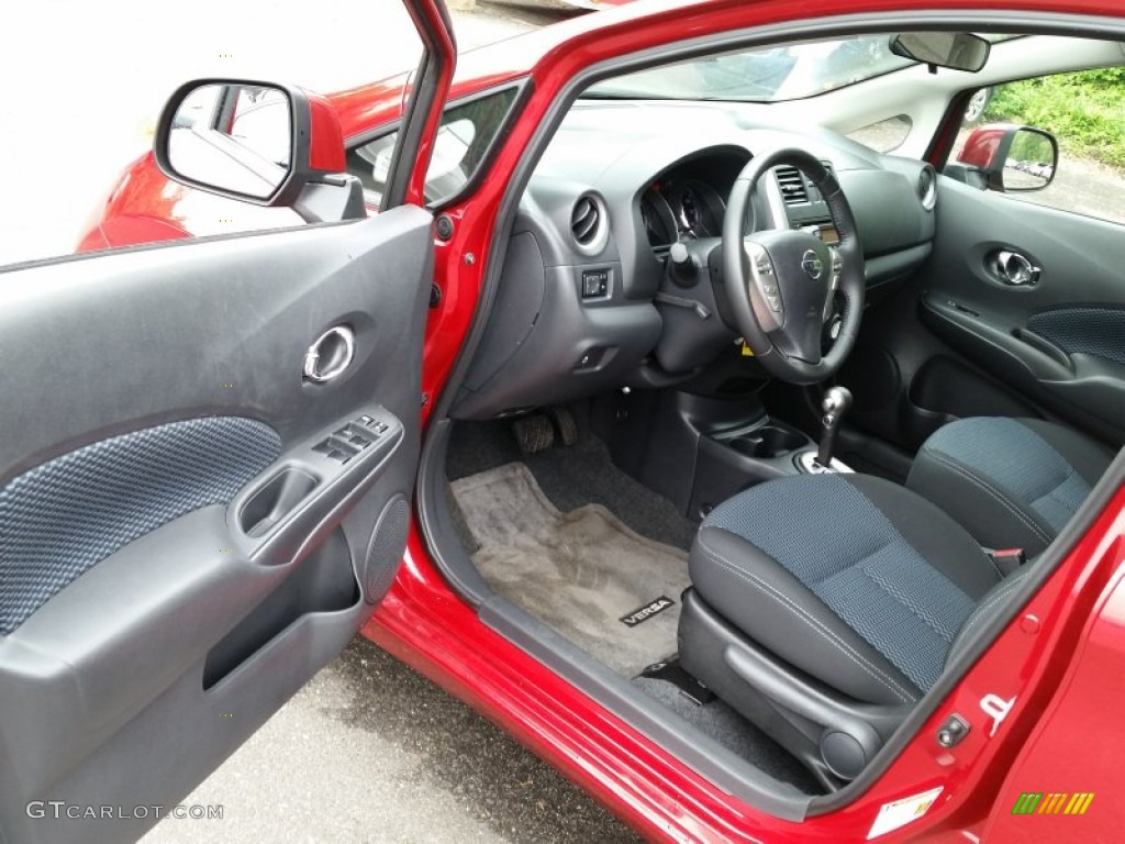 2014 Versa Note SV - Red Brick / Charcoal photo #18