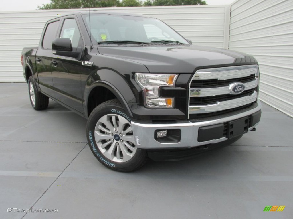 2015 F150 Lariat SuperCrew 4x4 - Tuxedo Black Metallic / Black photo #2