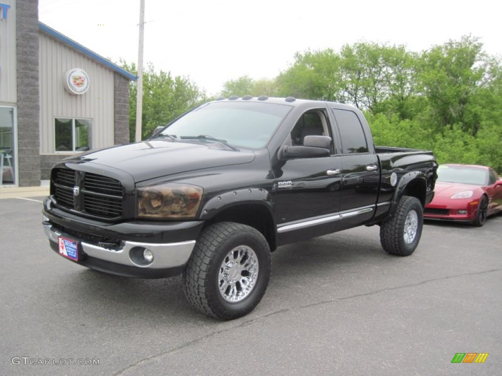 2008 Ram 2500 SLT Quad Cab 4x4 - Brilliant Black Crystal Pearl / Medium Slate Gray photo #3